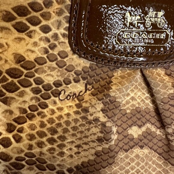 Coach Brown Snakeskin Print Pattern Nylon Cloth Small Wristlet Wallet - Picture 2 of 4
